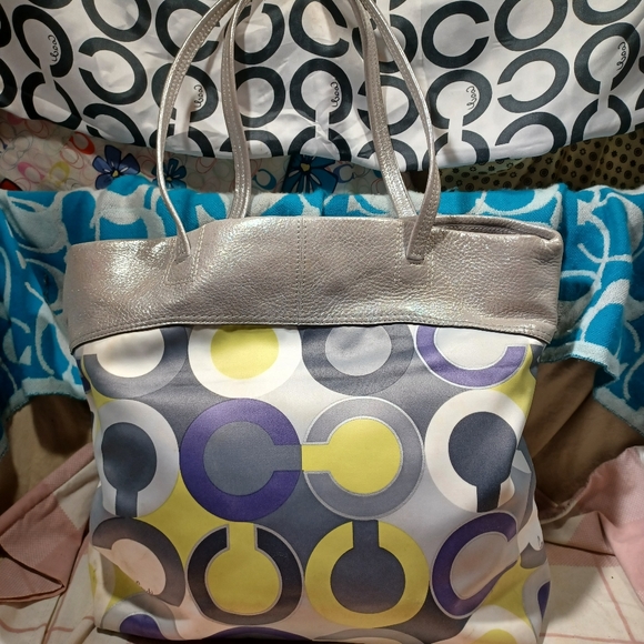 Coach julia - Picture 9 of 10